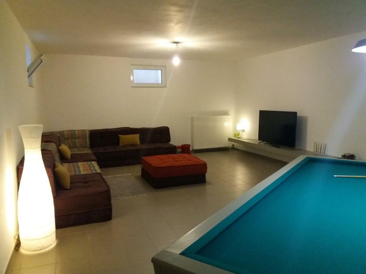 Villa Serenis Porovitsa Экстерьер фото